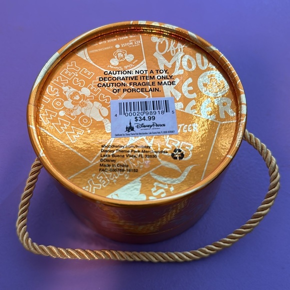 Limited Edition Porcelain Ear Hat Ornament - Picture 5 of 5